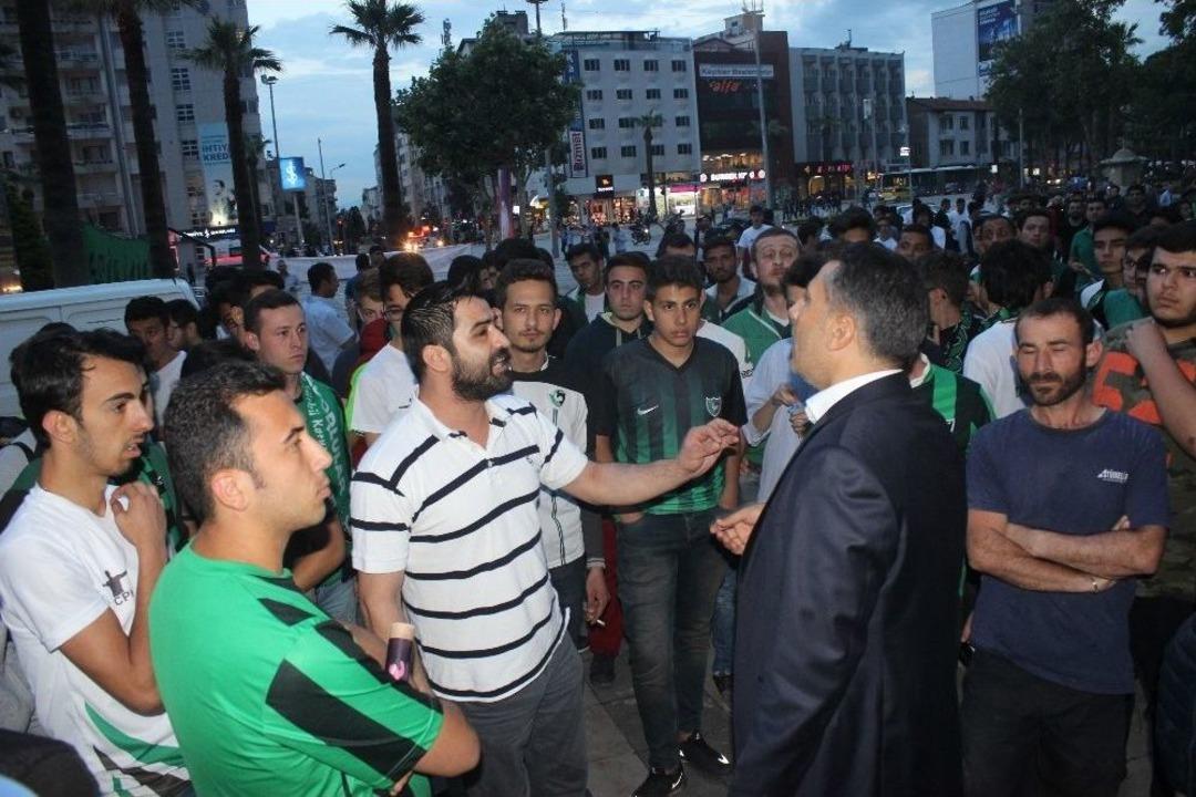 Denizlispor&rsquo;un 51. Yıl Kutlamasında Gerginlik