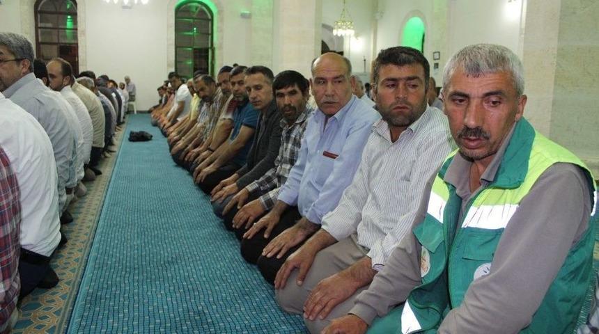 Adıyaman&rsquo;da İlk Teravih Namazı Kılındı