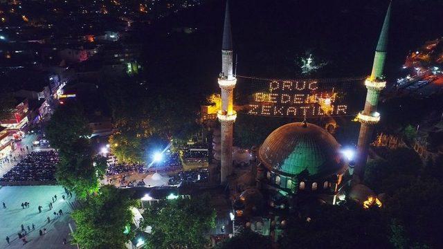 Eyüp Sultan’da İlk Teravih Havadan Görüntülendi