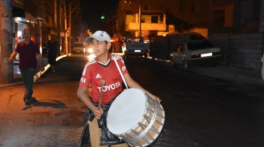 İzmir&rsquo;de İlk Sahur Heyecanı