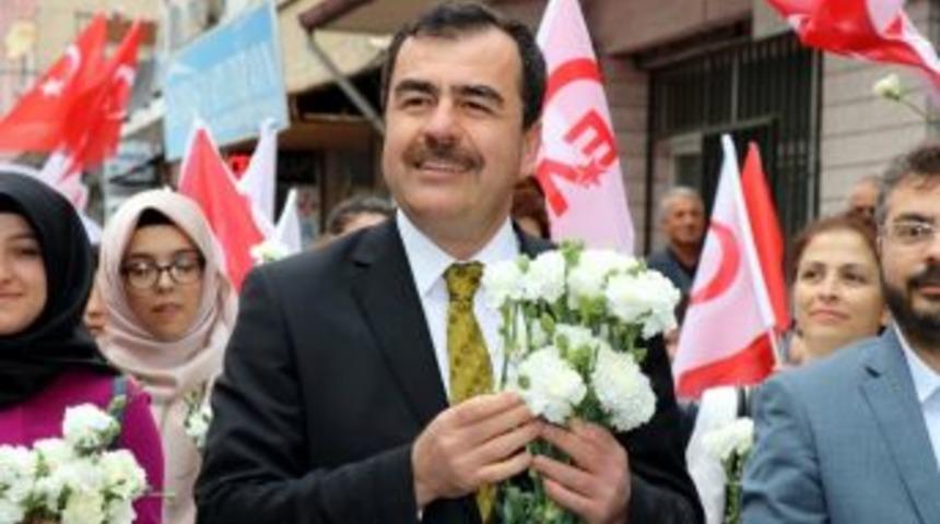 Ak Parti&rsquo;li Erdem Ramazan Ayını Kutladı