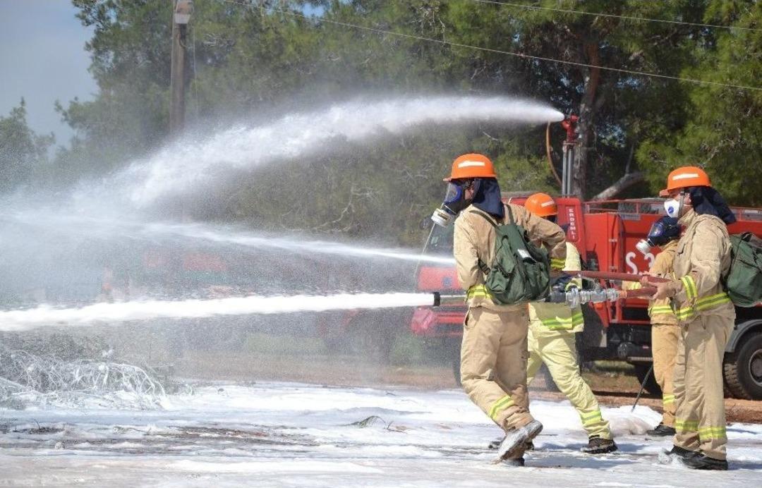 18 &Uuml;lkeden 35 Ormancı Mersin&rsquo;de Yangın Tatbikatı Yaptı