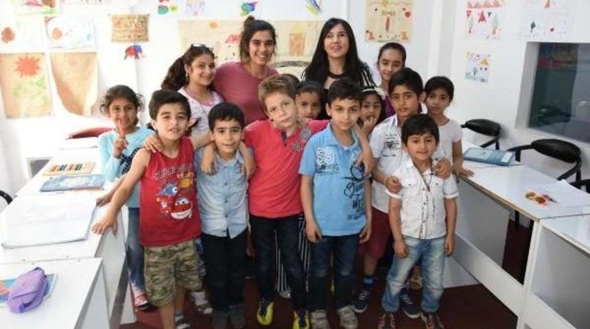 G&ouml;zleri G&ouml;rmese De Işık Sa&ccedil;ıyor