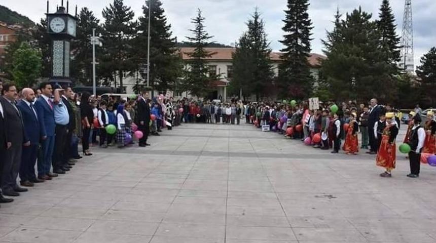 Kızılcahamam &ldquo;k&uuml;fre Hayır&rdquo; Sloganlarıyla Y&uuml;r&uuml;d&uuml;