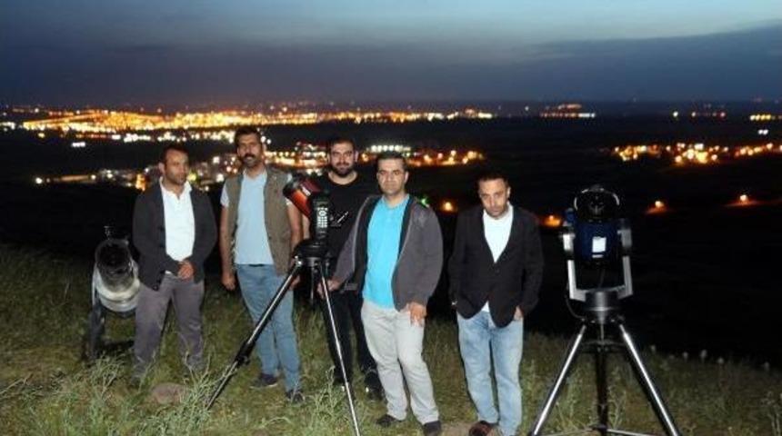 Batman M&uuml;ft&uuml;l&uuml;ğ&uuml; Ve G&ouml;k Bilimcilerin Hilal N&ouml;beti