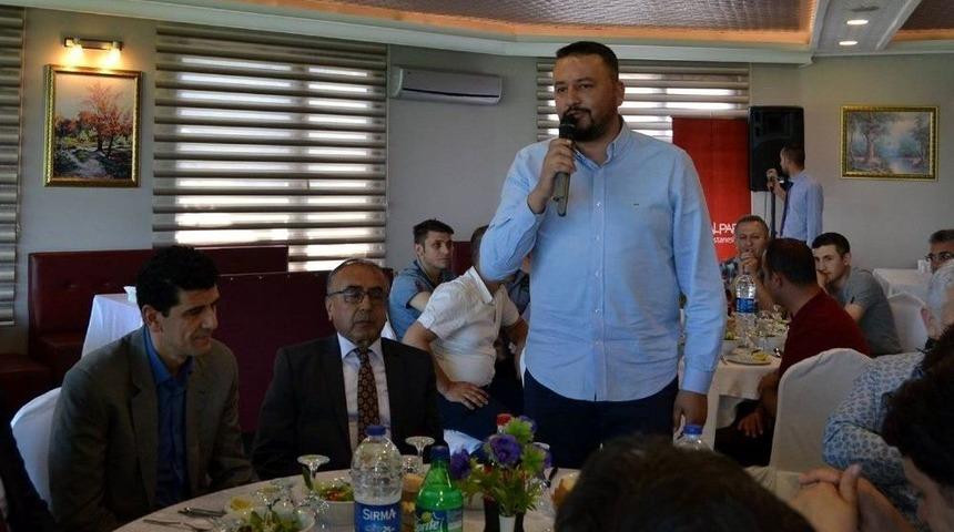 Uşak&rsquo;ta Sağlık &Ccedil;alışanlarının Futbol Turnuvası Tamamlandı