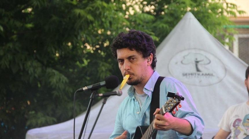 Grup Pinhani, Bahar Şenliğinde Coşturdu