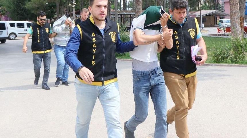 90 Tl İ&ccedil;in Kapka&ccedil; Yapan Kuzenler Adliyeye Sevk Edildi