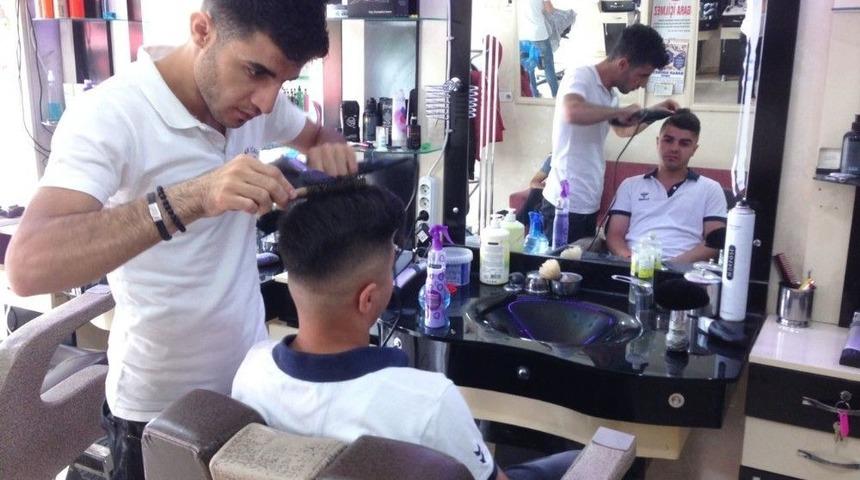 Takdir Ve Teşekk&uuml;r Getirene Bedava Tıraş