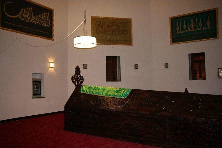 Seyyid Battal Gazi Külliyesinde Ramazan Geceleri Bir Başka Güzel G4