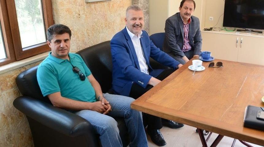 Karacabey, Yavru Ayıya Sahip &Ccedil;ıktı