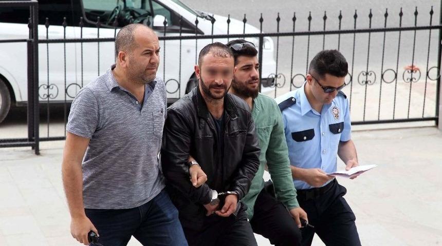 22 Yıl Hapis Cezası İstenince Adliyeden Ka&ccedil;mak İstedi