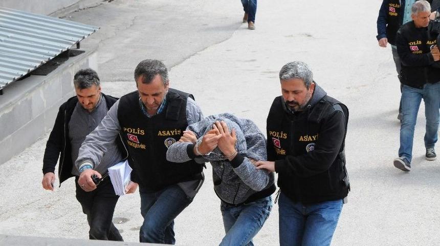 Hırsızlık Ş&uuml;phelisi 4 Şahıs Yakalandı