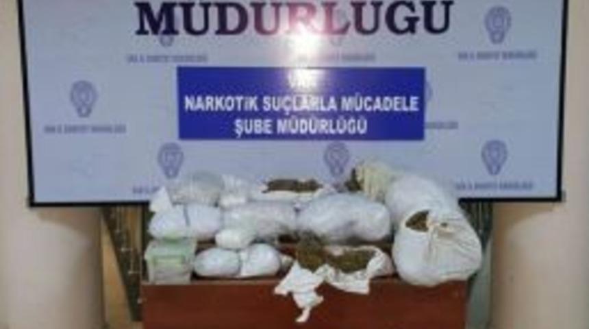 Van’da 35 Kilo Uyuşturucu Ele Geçirildi