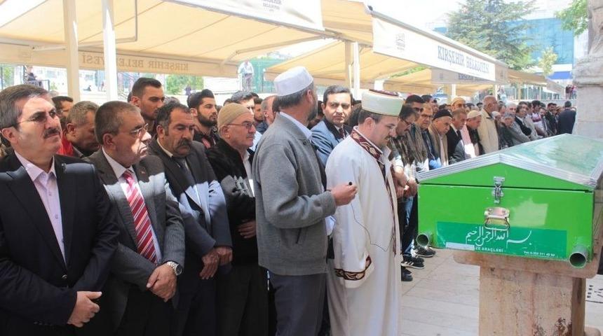 Hocalarını Son Yolculuğunda Yalnız Bırakmadılar