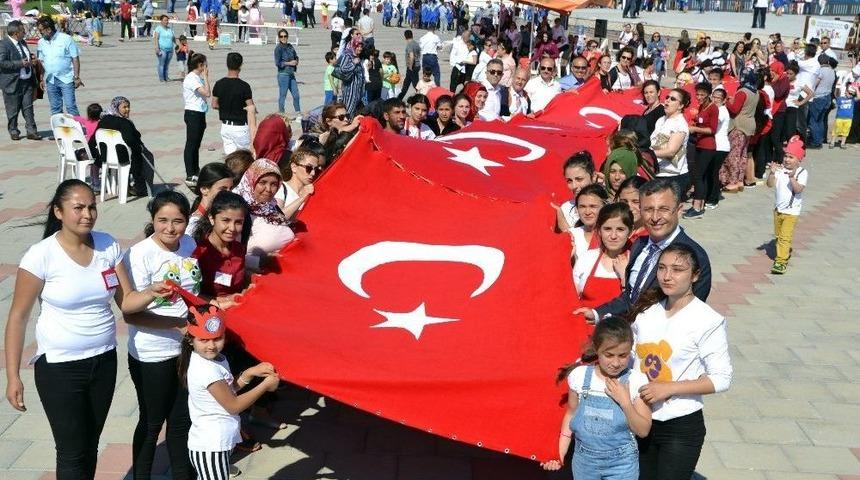 Oyuncağımı &Uuml;retiyorum Yeteneğimi Keşfediyorum Projesi