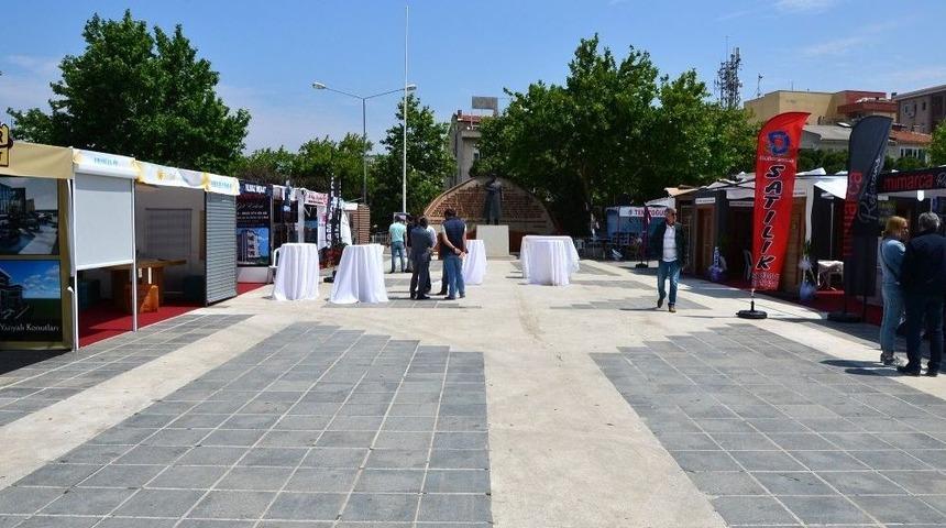 Emlak Ve İnşaat Tanıtım G&uuml;nleri Start Aldı