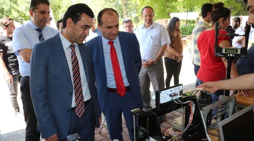 &Ouml;ğrenciler Projelerini Sergiledi