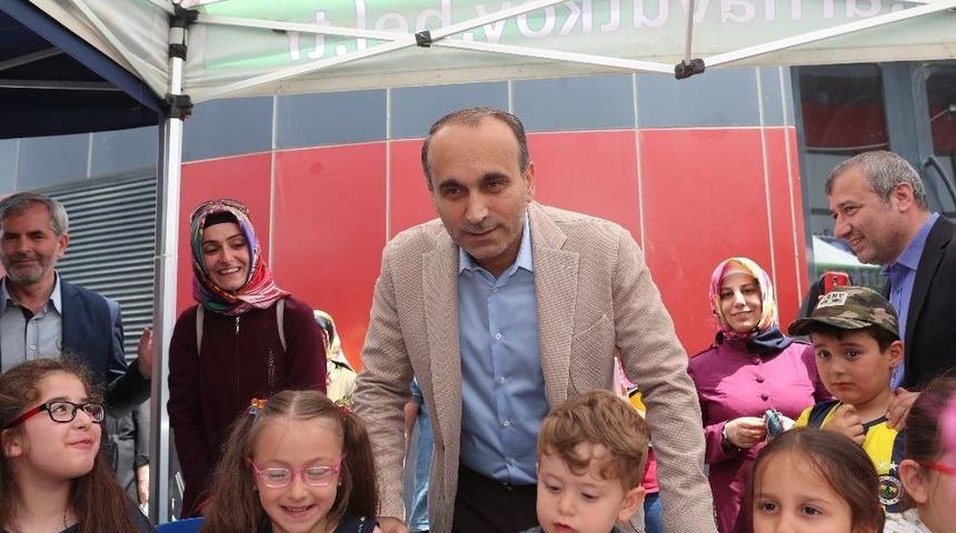 Arnavutk&ouml;y&rsquo;de Tekne Orucu Tutan Minikler İftar Yaptı