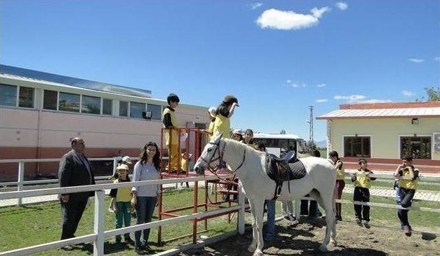 Malatya’da ‘lider Çocuk Tarım Kampı’ Düzenlendi