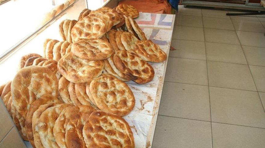 Devrek&rsquo;te Ramazan Pidesinin Fiyatları Belirlendi