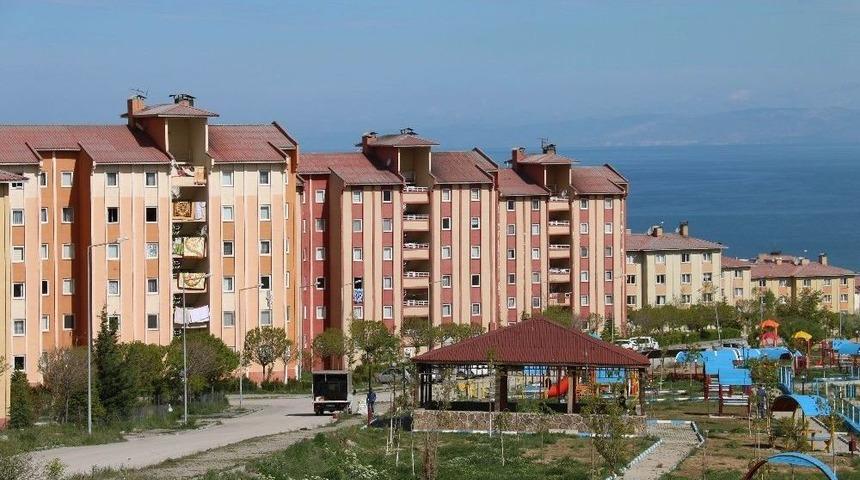 Edremit Toki&rsquo;lere 5 Taziye Evi