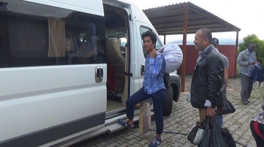 &Ccedil;anakkale&rsquo;de 35 Ka&ccedil;ak Yakalandı