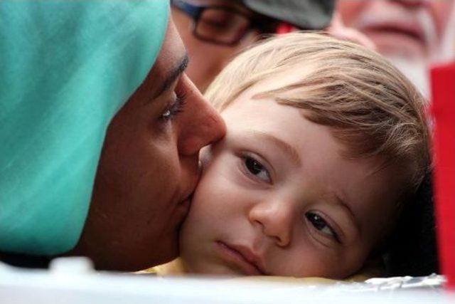 Şehit Uzman Çavuş Özdemir, Baba Ocağında Son Yolculuğuna Uğurlandı