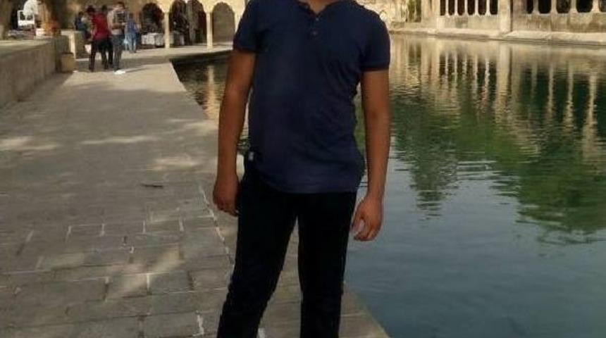 İpe Takılıp Başı Kopan Motosikletli Toprağa Verildi