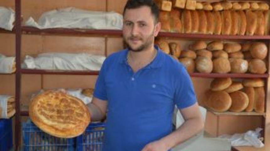 Sinop&rsquo;ta 400 Gram Ramazan Pidesinin Fiyatı 2 Tl
