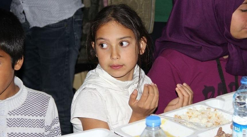 Sivas&rsquo;ta 2 Bin Kişi Birlikte Oru&ccedil; A&ccedil;tı