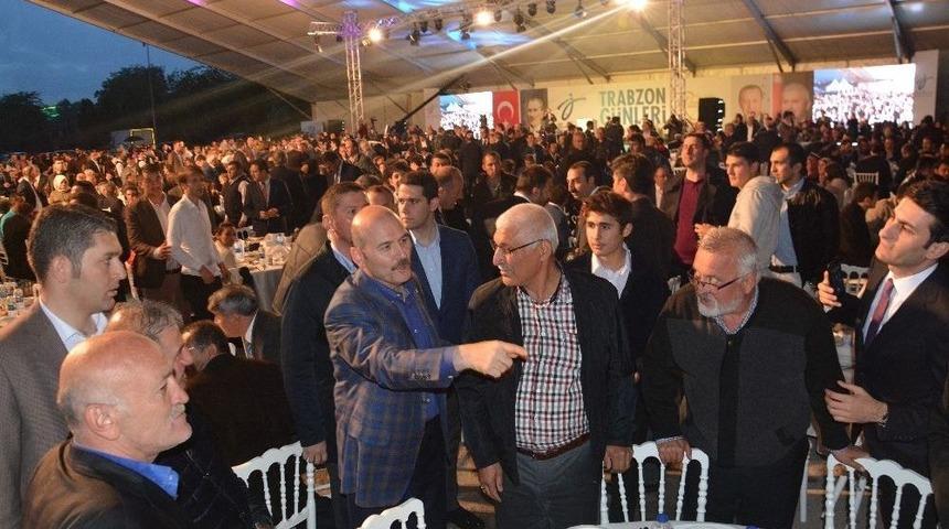 Şimşek, Soylu Ve &Ouml;zl&uuml; İlk İftarını Trabzonlularla A&ccedil;tı