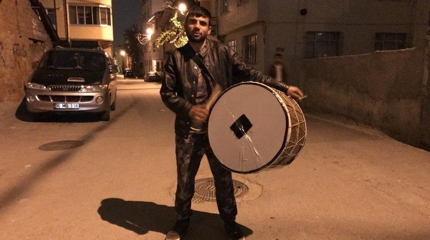 Bursa&rsquo;da Davulcular Sahurda İş Başı Yaptı