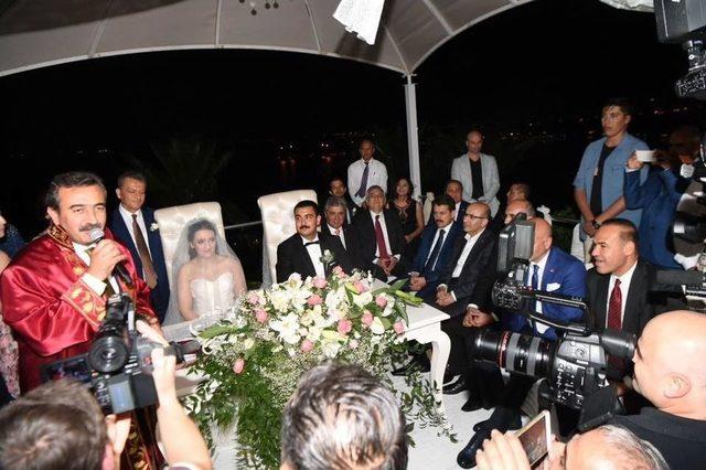 Başkan Çetin, Kızının Nikahını Kıydı