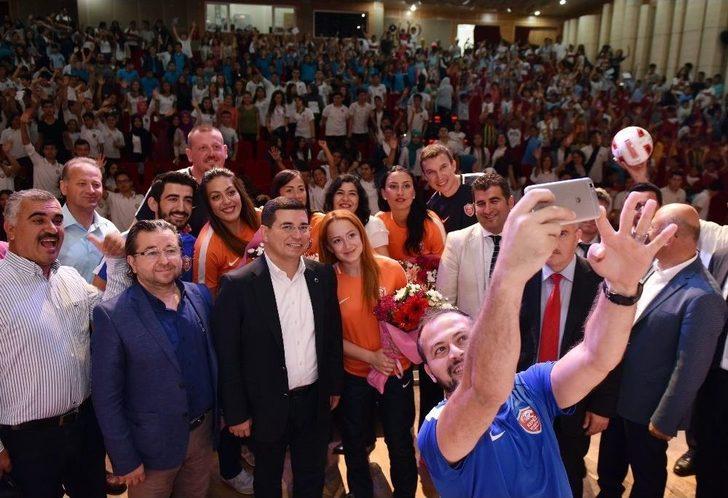 Kepezli Gençler Spora Teşvik Ediliyor G5