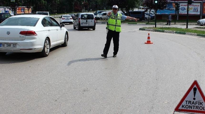 Bursa Polisinden &rsquo;huzurlu Sokaklar&rsquo; Uygulaması