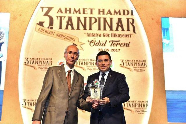 Kepez Belediyesi’nden Ahmet Hamdi Tanpınar Edebiyat Ödülleri Verildi