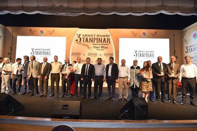 Kepez Belediyesi’nden Ahmet Hamdi Tanpınar Edebiyat Ödülleri Verildi