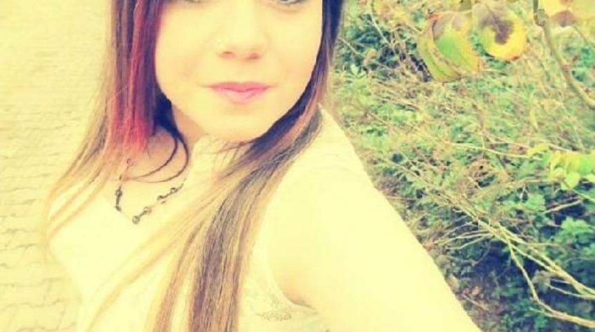 Çürük Dişini Karıştırdığı Çatal Boğazına Kaçtı