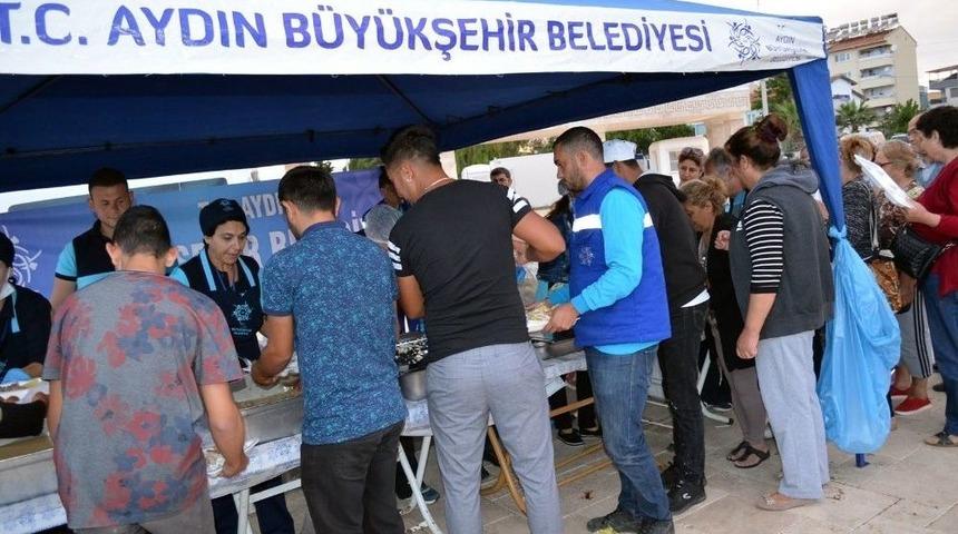 Aydın Büyükşehir Didim’de İftar Çadırı Kurdu