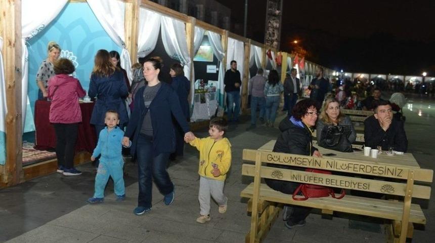 Nil&uuml;fer&rsquo;de Ramazan Coşkusu Bu Sokakta Yaşanıyor