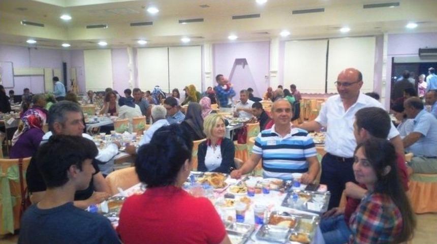 Altınova İftarda Buluşuyor