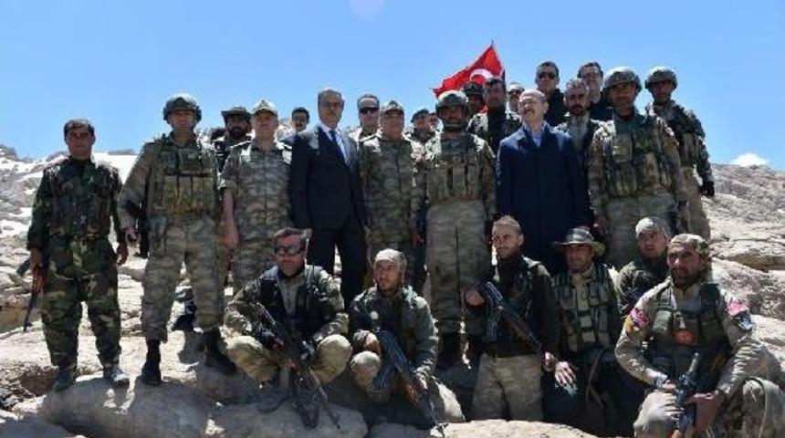 İ&ccedil;işleri Bakanı Soylu, Kato Dağı'nda Operasyon B&ouml;lgesinde