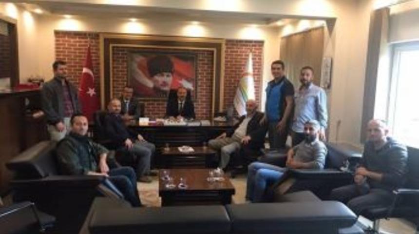 Kaynarcalı Veterinerlerden İl Gıda Tarım Ve Hayvancılık M&uuml;d&uuml;r&uuml;ne Ziyaret