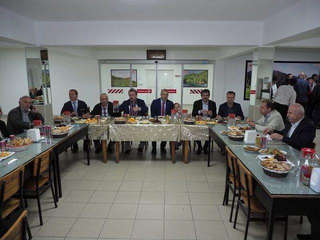 Çaykur’da Geleneksel İftar Yemeği