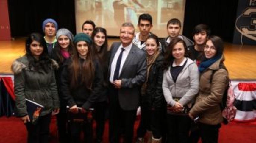 Üniversite Adaylarına “başarıya Doğru” Semineri