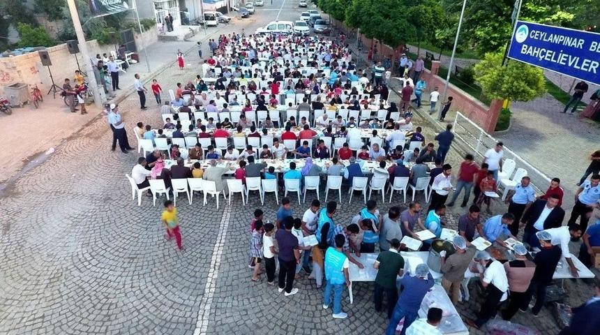 Suriyelilerin İftar Coşkusu