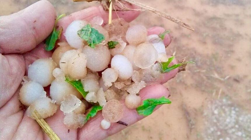 Sungurlu&rsquo;da Tarım Arazilerini Dolu Vurdu