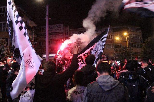 Konya’da Beşiktaş’ın Şampiyonluğu Kutlandı