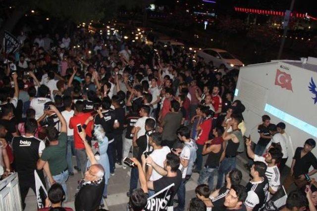 Şanlıurfa'da Beşiktaş Kutlaması